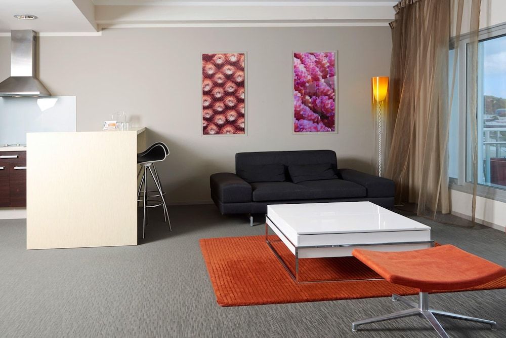 L'Hôtel du Centre Business Suite 3