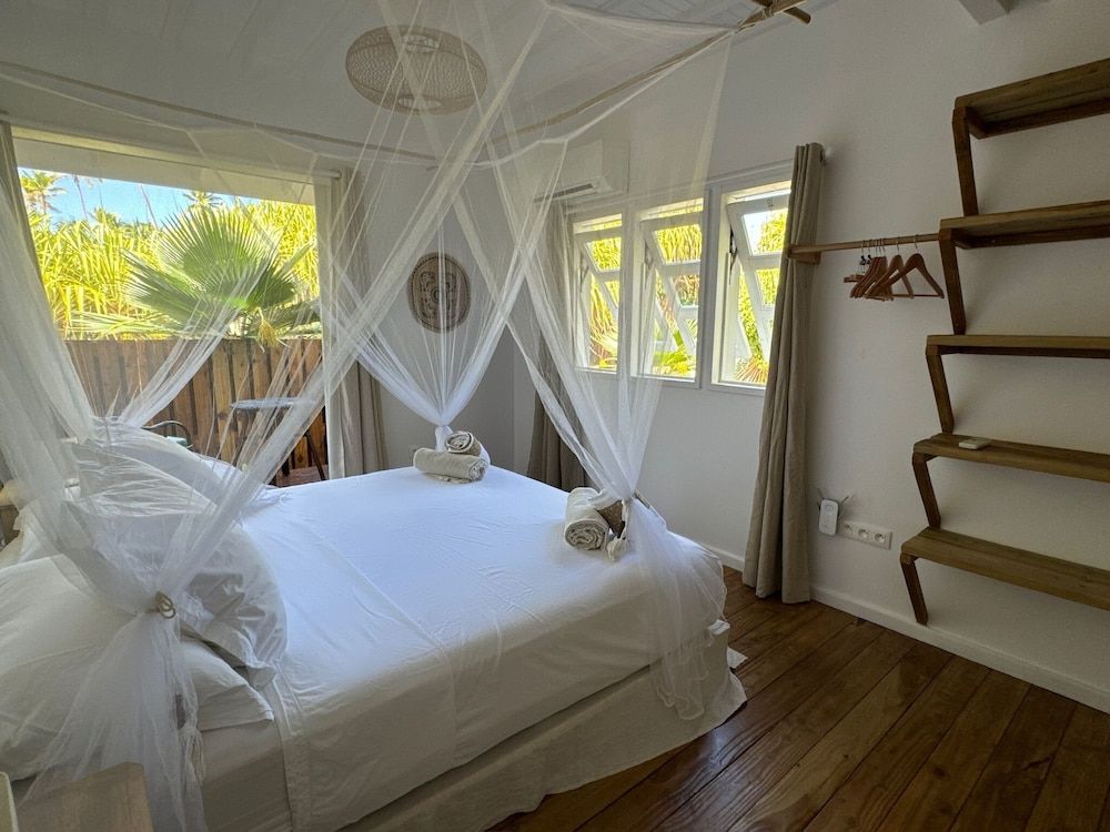 Le Coconut Lodge Luxury Villa 4