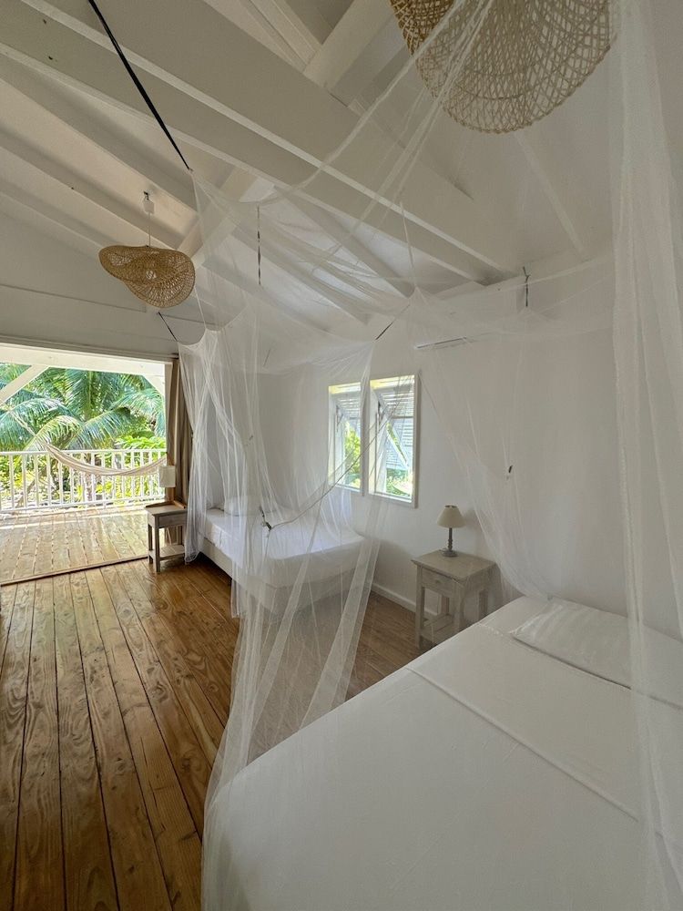 Le Coconut Lodge Luxury Villa 10