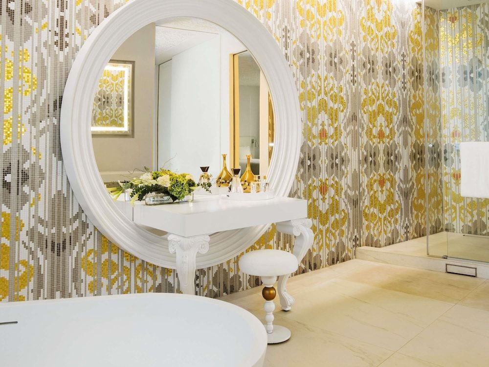 undefined Mondrian Doha 8