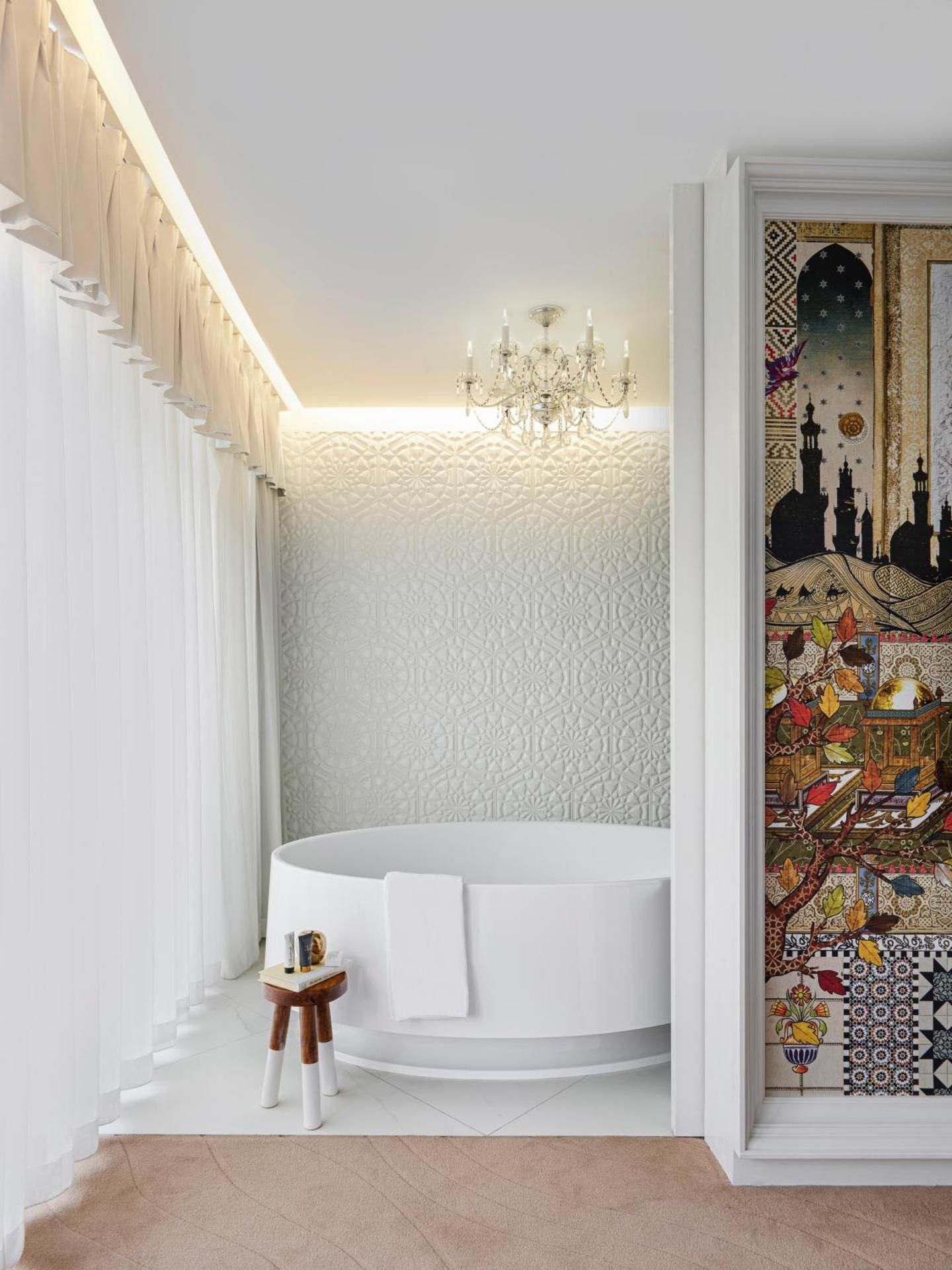 Deluxe Terrace Suite