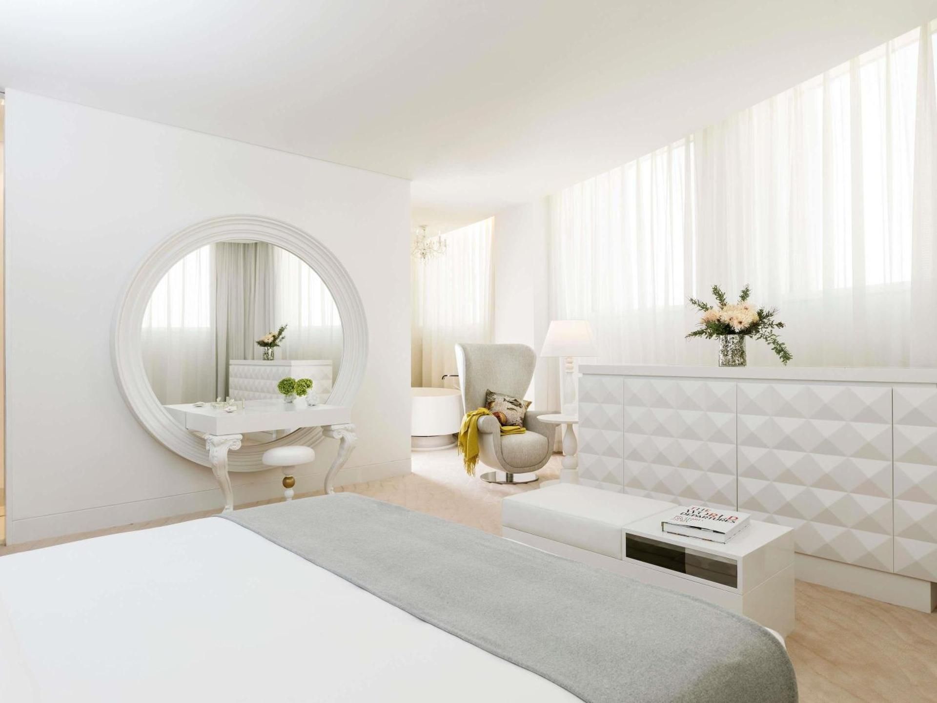 undefined Mondrian Doha 10