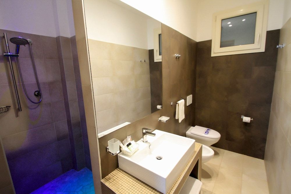 International Hotel Dakar Double or Twin Room, Accessible 4