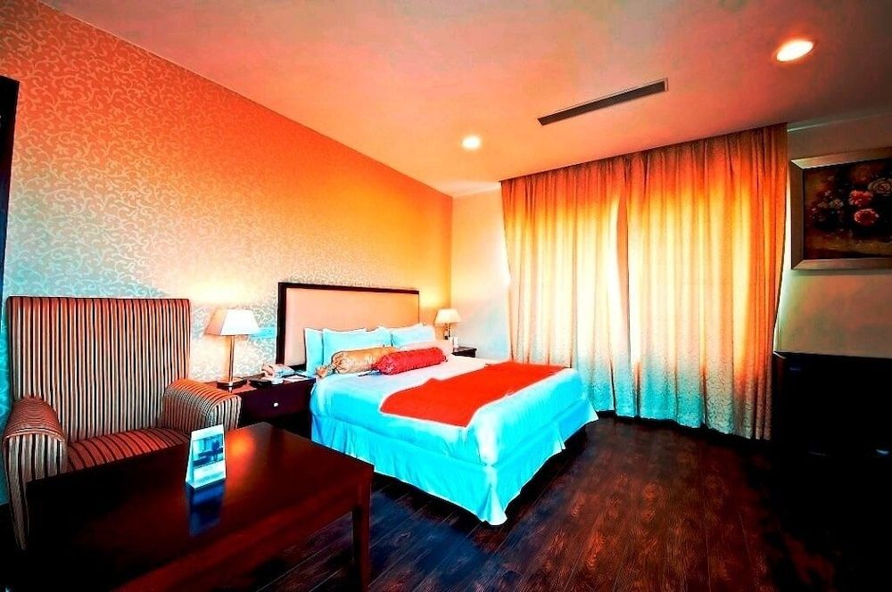 Hotel Grenville Deluxe Room 6