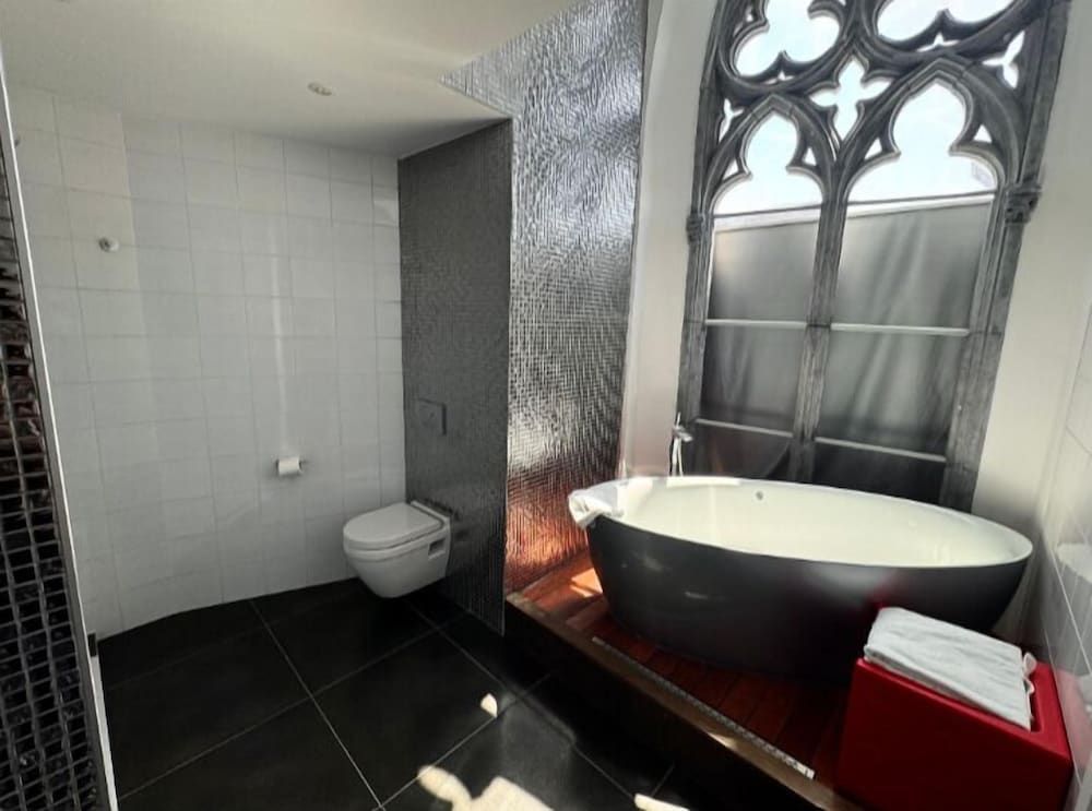 Exclusive Room