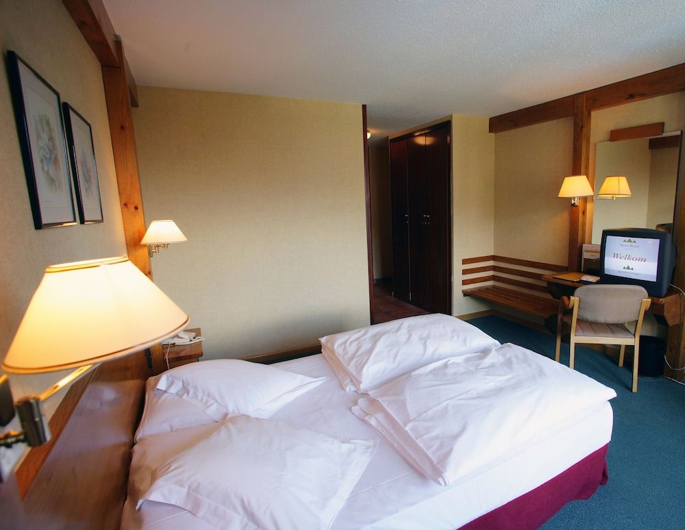 Standard Room (Double)