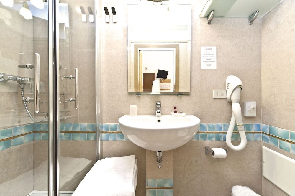 undefined Hotel Alla Fava 9