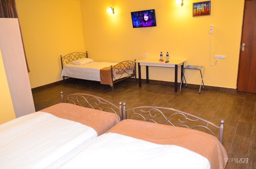 Yeghevnut Hotel