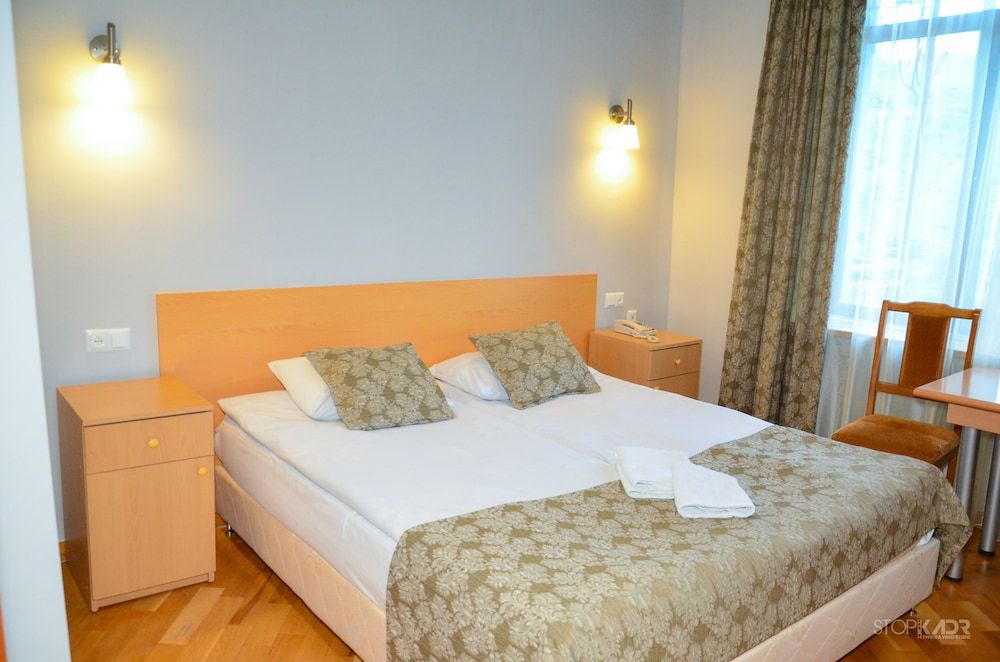 Yeghevnut Hotel