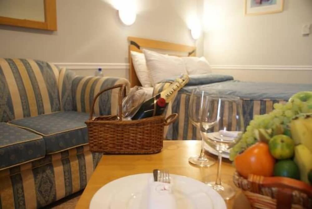 Room service - dining