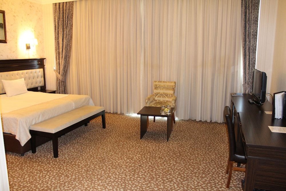undefined New Baku Hotel 5