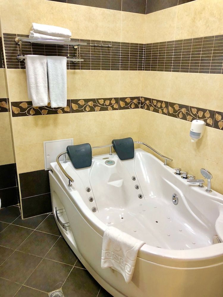 Dubai International Hotel Superior Double Room, 1 Bedroom, Smoking 11