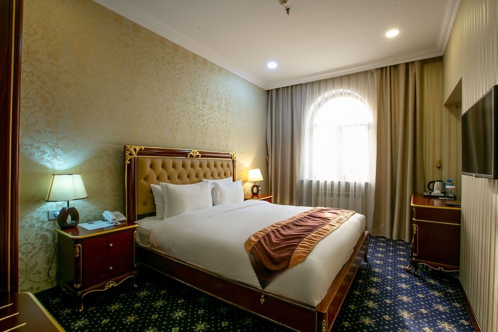 Shah Palace Luxury Museum Hotel Standard Double Room 2