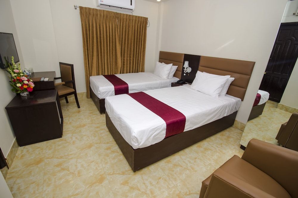undefined Pacific Lake View Hotel 9