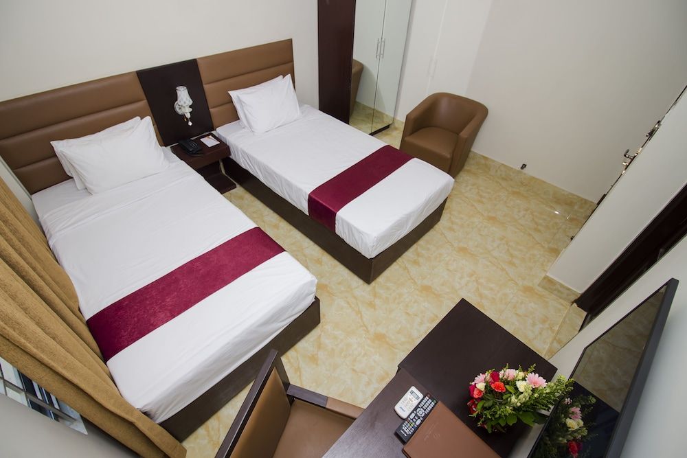 undefined Pacific Lake View Hotel 8