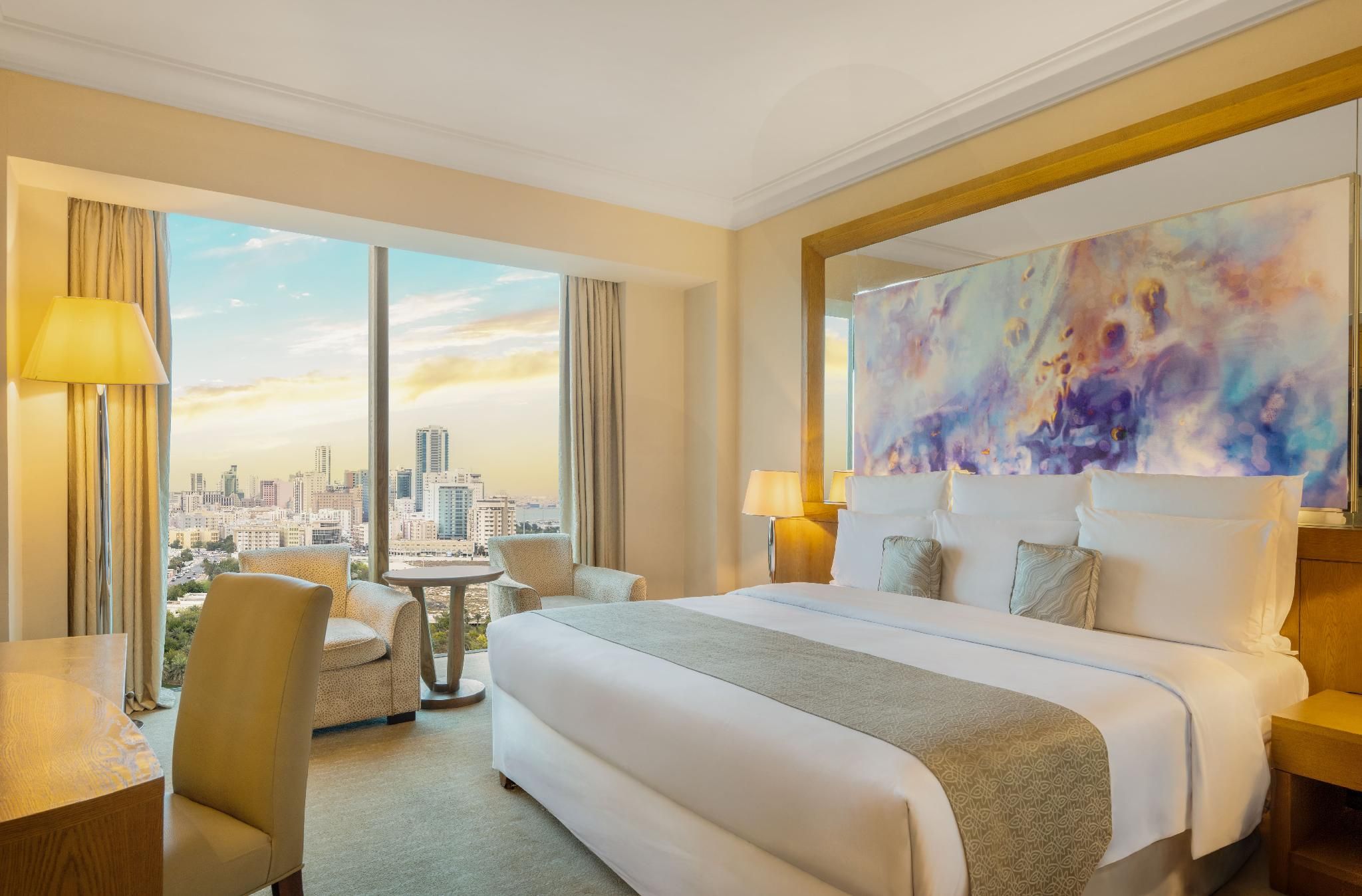 Luxury, Guest room, 1 King, City view