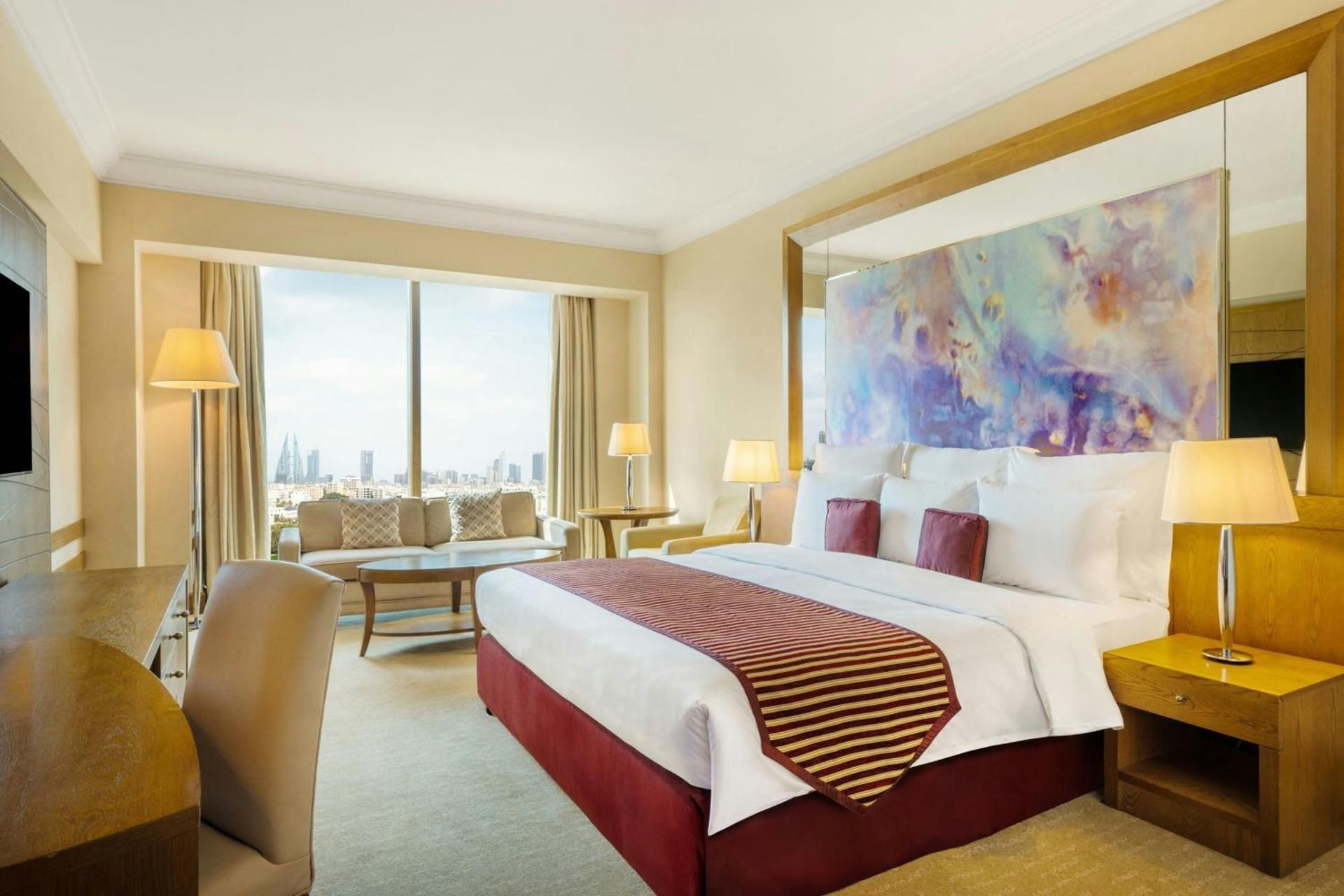 Grand Deluxe King Room