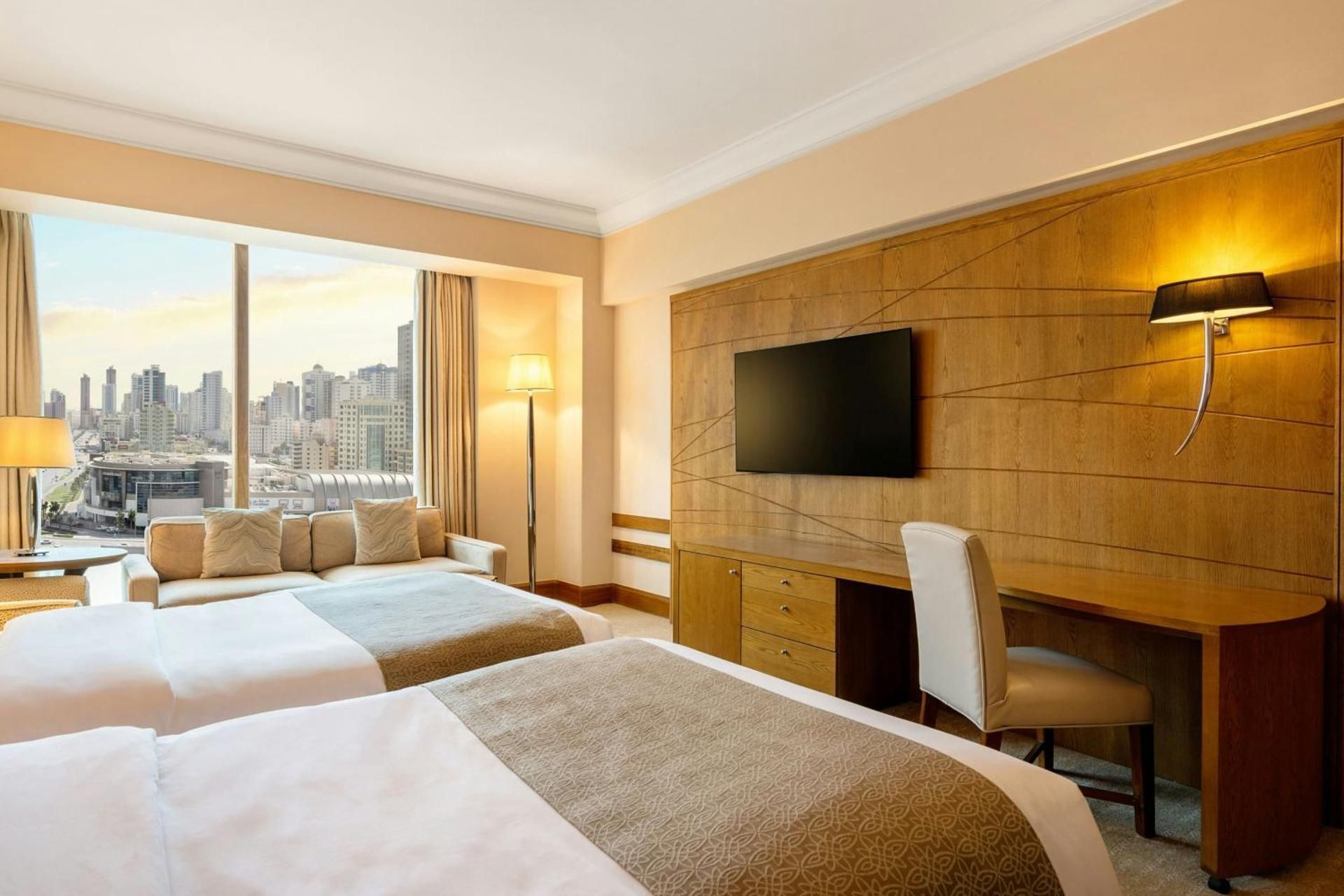 Grand Deluxe Twin Room
