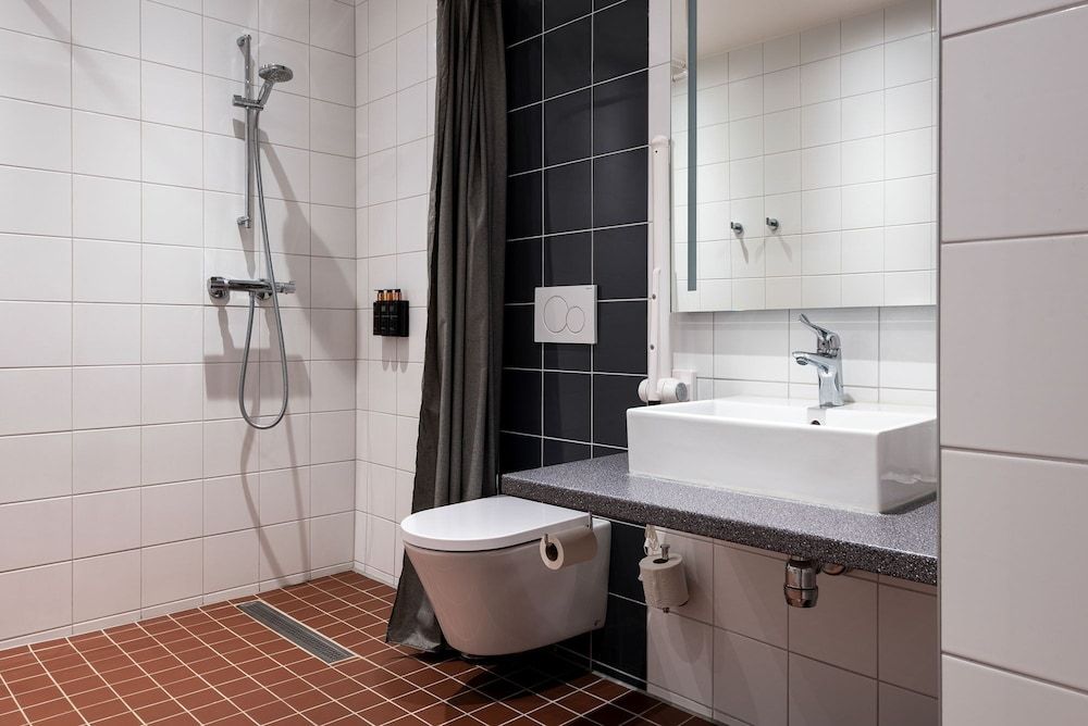 Home Hotel Victoria Standard Room, 2 Twin Beds 11