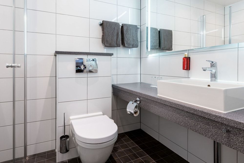 Home Hotel Victoria Standard Room, 2 Twin Beds 10