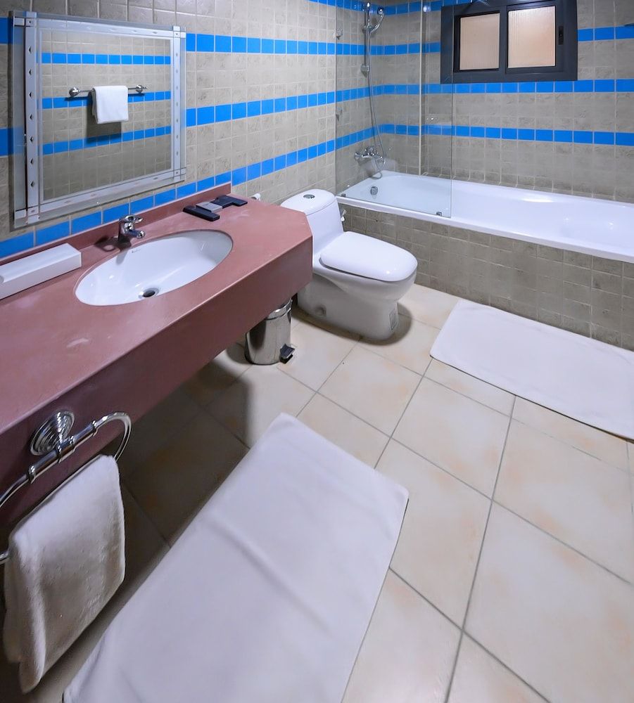 undefined Sea Diamond Plaza 6
