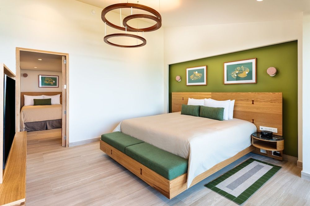 Classic Room, 1 King Bed