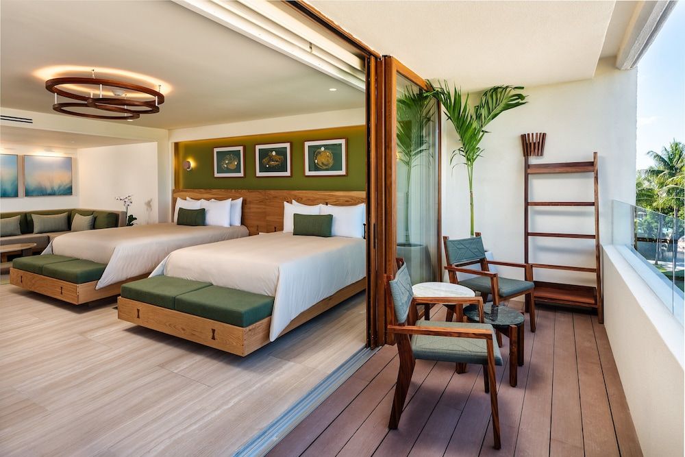 Junior Suite, 2 Queen Beds, Ocean View