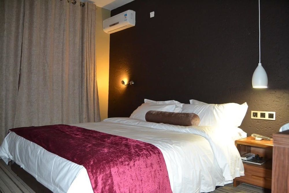 La Signature Guest House