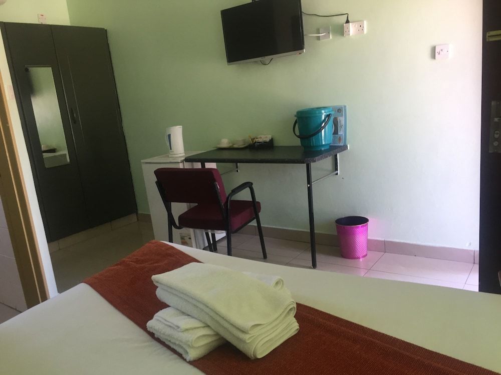 Shakawe Sands Lodge Standard Room, Garden View 18