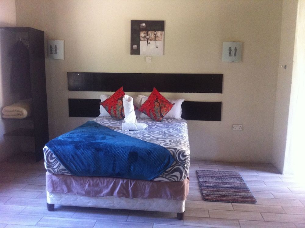 Shakawe Sands Lodge Standard Room, Garden View 2