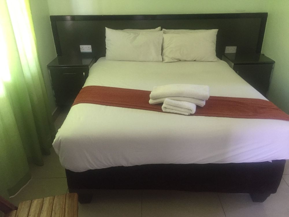 Shakawe Sands Lodge Standard Room, Garden View 4