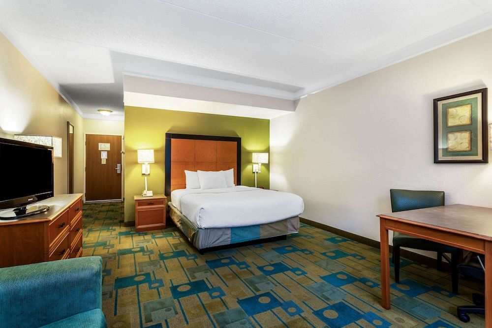 Room, 1 Queen Bed, Non Smoking