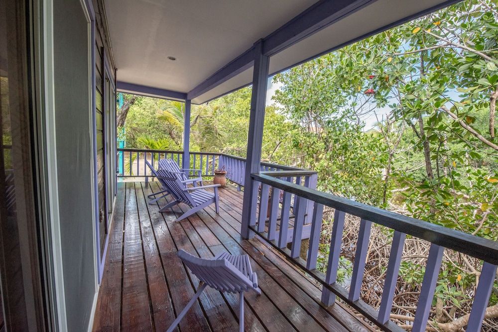 Bella Vista Resort Belize TARPON HOUSE: 1 Bedroom, Resort View, Garden Area 12