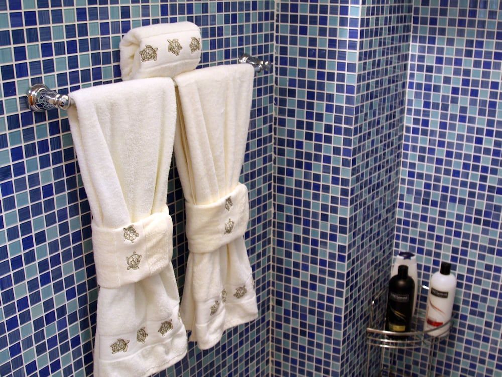 Bella Vista Resort Belize Sea Turtle, 1 Bedroom, Sea View, Poolside 9