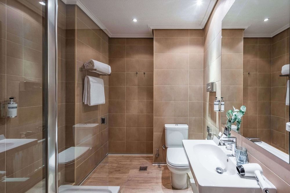 undefined Hotel Madrid Gran Via 25 Affiliated by Meliá 9