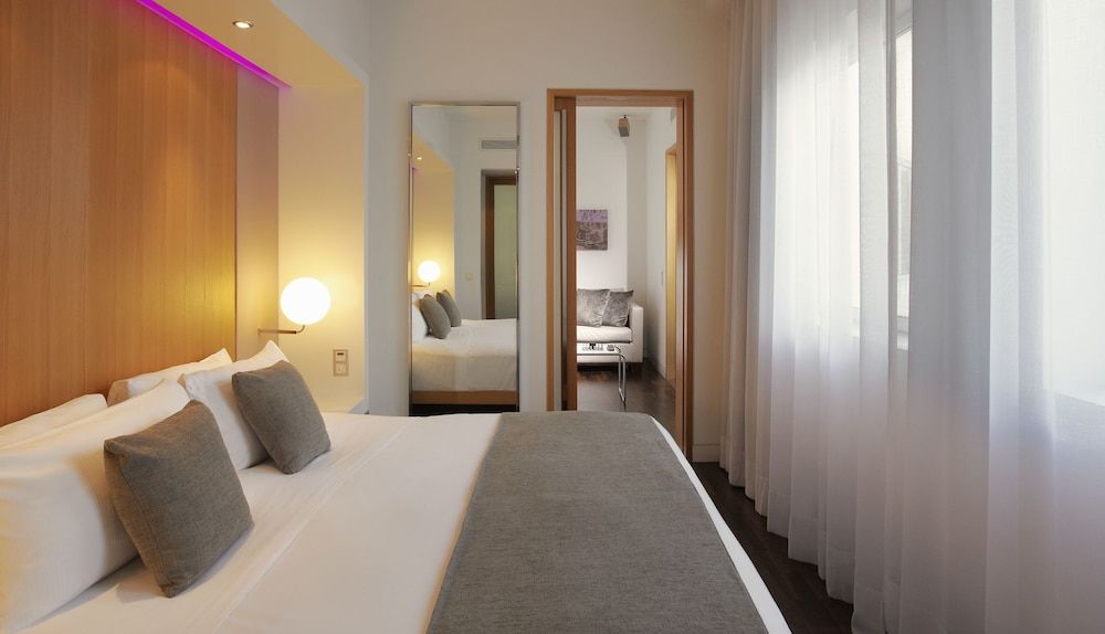 undefined ME Madrid by Melia 2