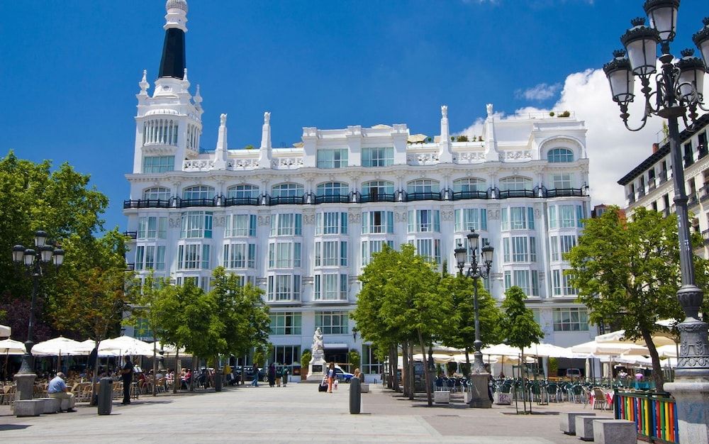 undefined ME Madrid by Melia 9