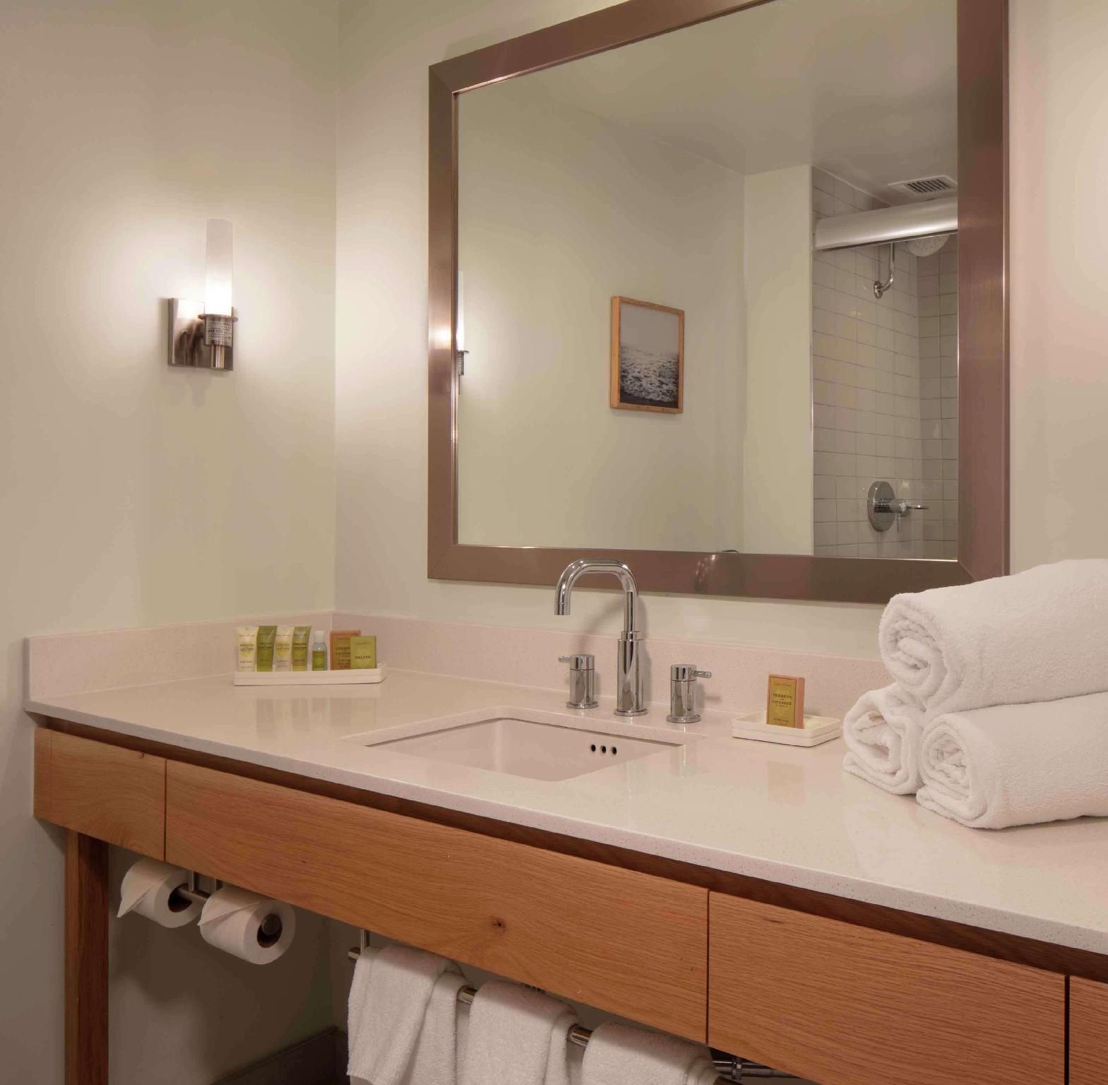 1 King City View Hearing Accessible