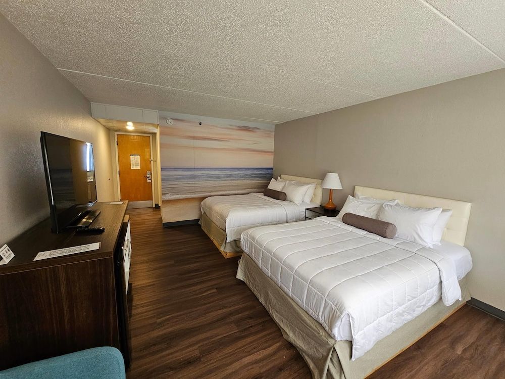 Germaine Inn South Portland Standard Room, 2 Queen Beds, Non Smoking