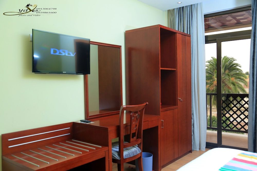 Sunland Hotel Standard Room, Accessible, Non Smoking 7