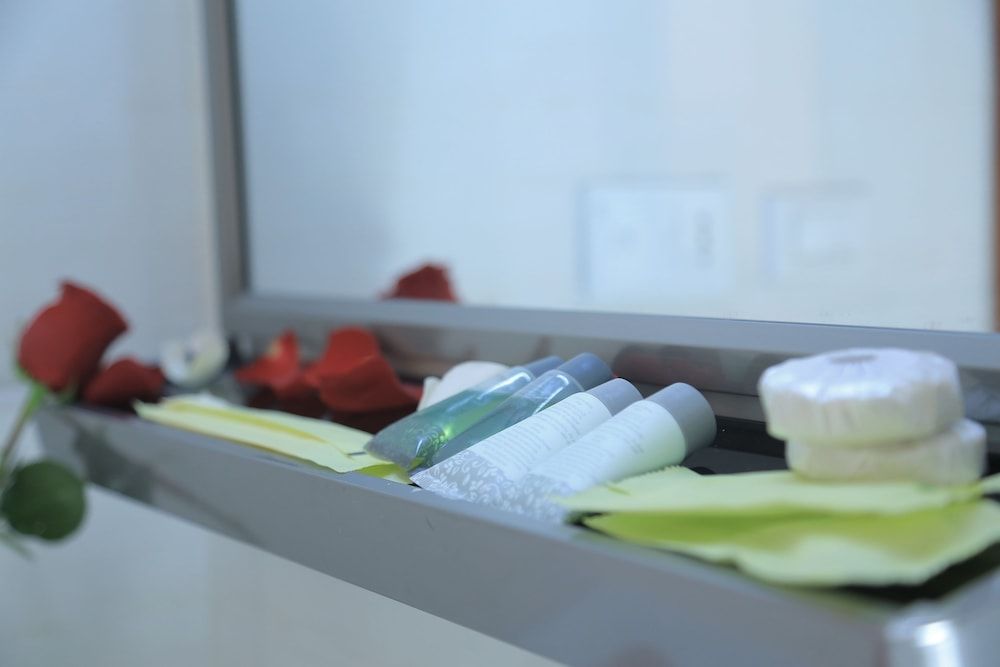 Sunland Hotel Twin Room 7