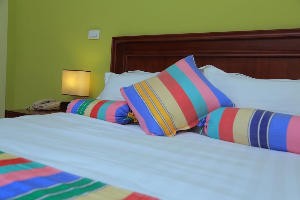 Sunland Hotel Standard Room, Accessible, Non Smoking 4