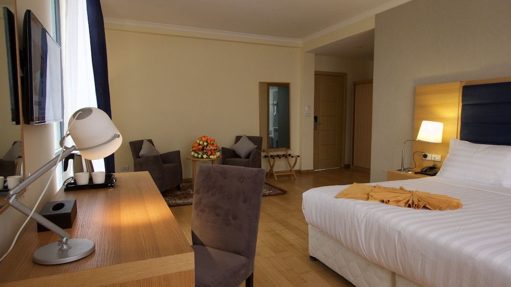 Yober Hotel Deluxe Suite, Accessible 4