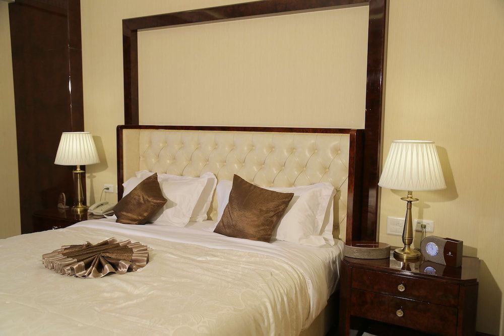 Sapphire Addis Hotel Standard Double Room 2