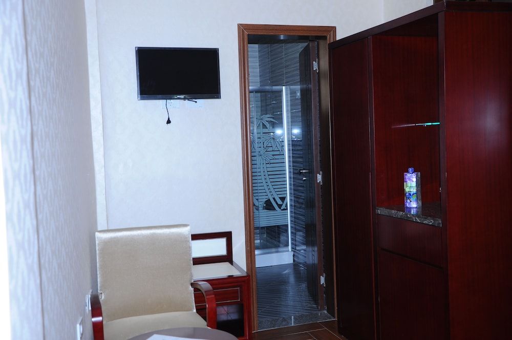 Guzara Hotel Addis Deluxe Single Room, 1 Queen Bed 17