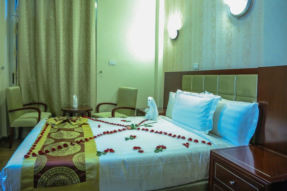 Guzara Hotel Addis Deluxe Single Room, 1 Queen Bed 5