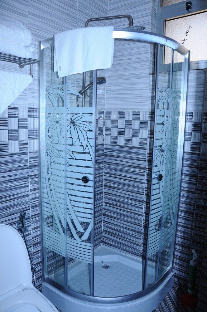 Guzara Hotel Addis Deluxe Single Room, 1 Queen Bed 9