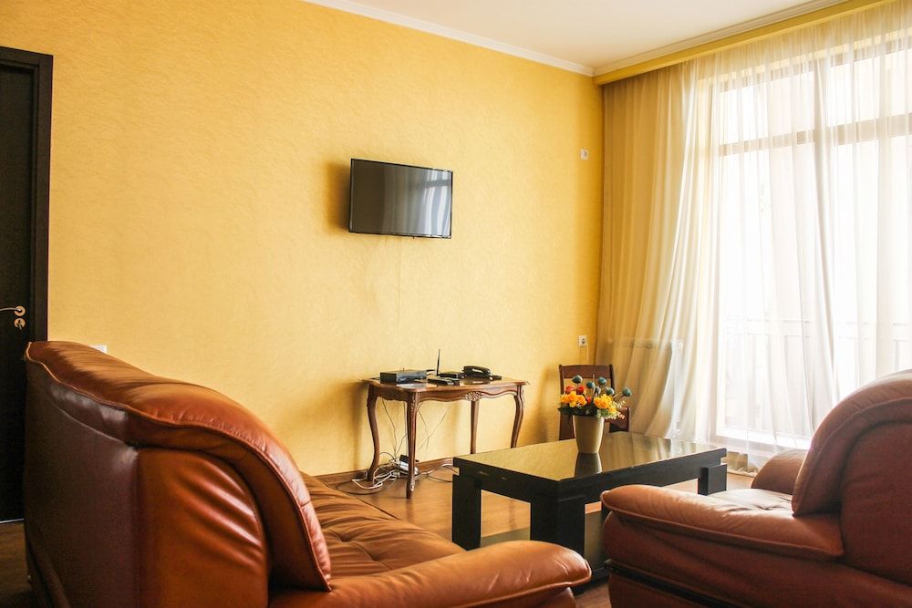 Hotel Residence Hill Deluxe Apartment, 2 Bedrooms, Non Smoking, City View 15