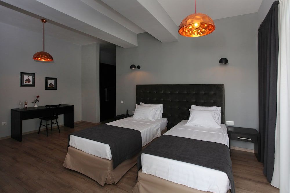 L.M Club Hotel Standard Twin Room 2