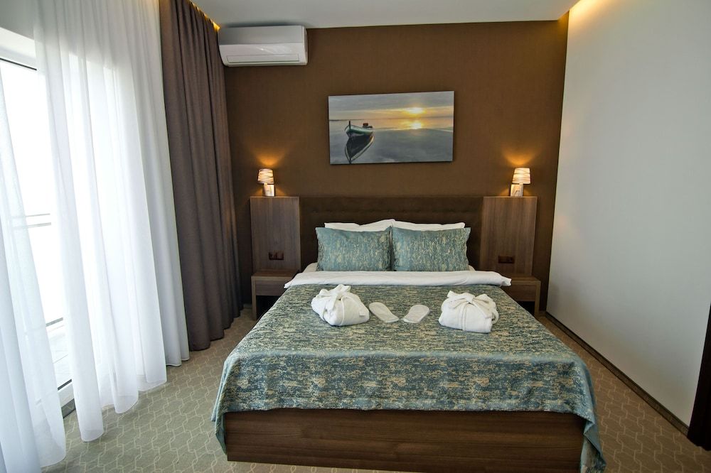 undefined Sky Inn Hotel Batumi 5